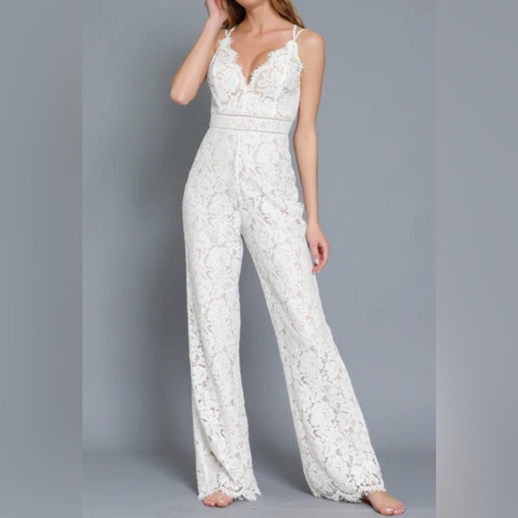NWOT Ivory Lace Beach Wedding Strappy Jumpsuit, Honeymoon, Vacation, Size Large - Picture 3 of 13